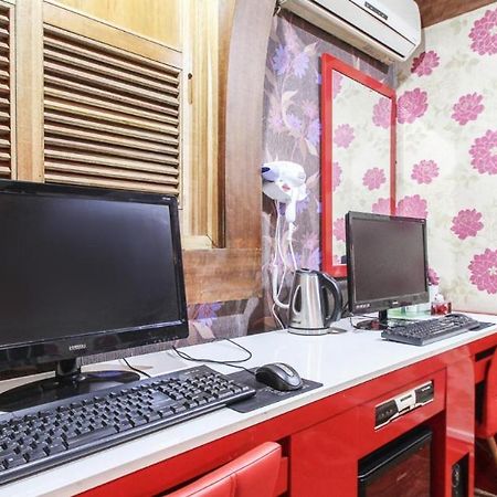 Couple Motel Сеул Экстерьер фото