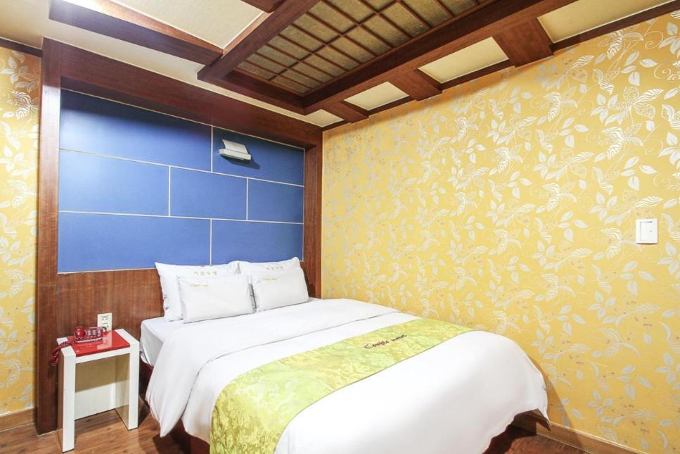 Couple Motel Сеул Экстерьер фото